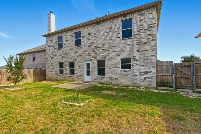 Building Photo - 12404 Pinestraw Rd