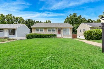 Building Photo - 10527 Prestwick Dr