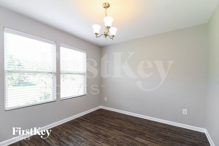 Building Photo - 726 Petree Farm Ln