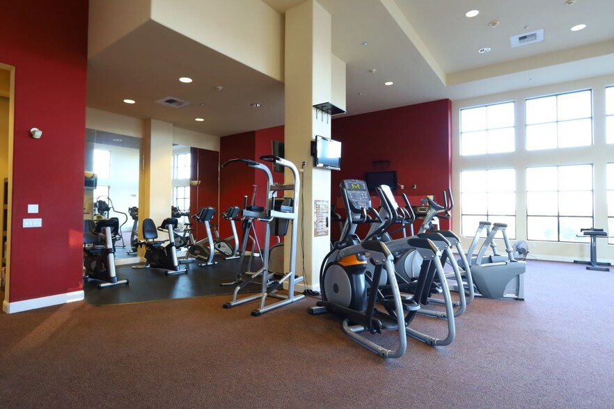 Building Photo - 2260 Gellert Blvd