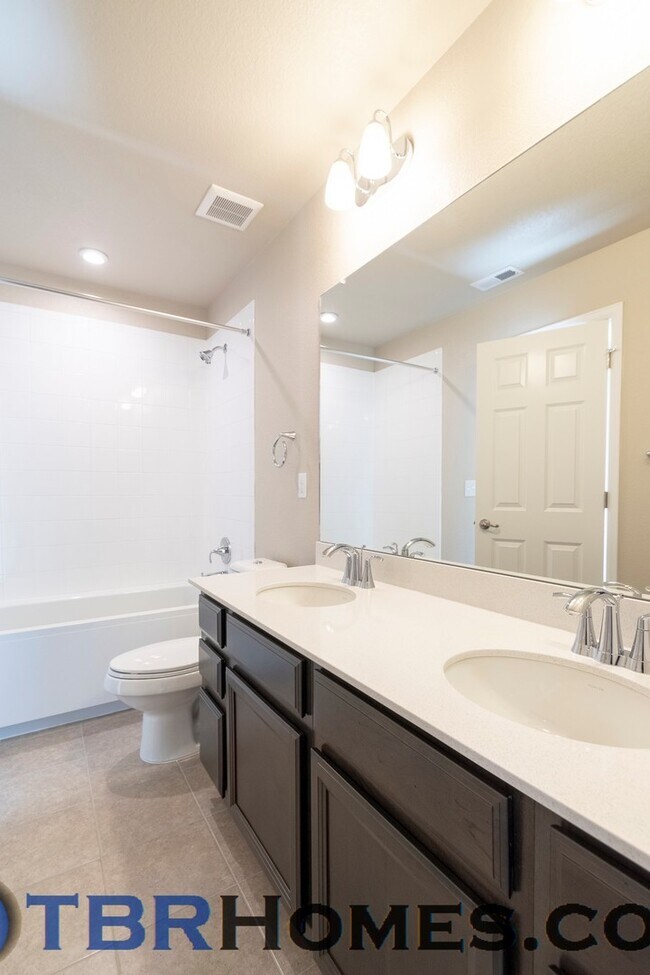 Building Photo - 9521 Market Dr