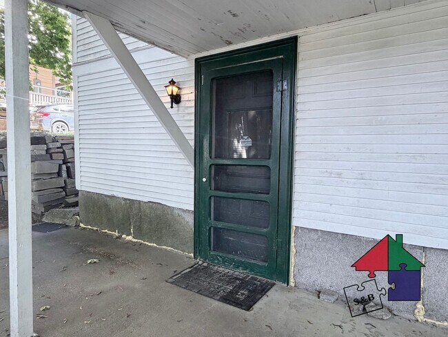 Building Photo - 34 Highland Ave