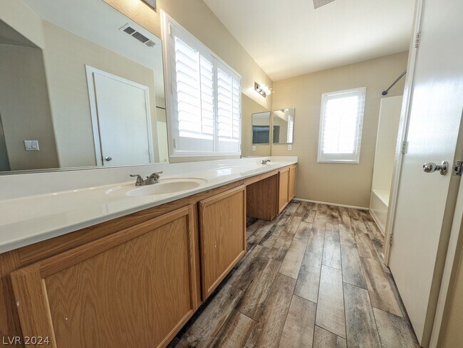 Building Photo - 10388 Poker Alice Ct