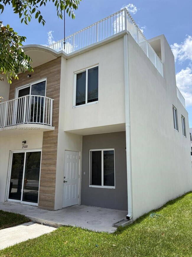 Building Photo - 25680 SW 143rd Path