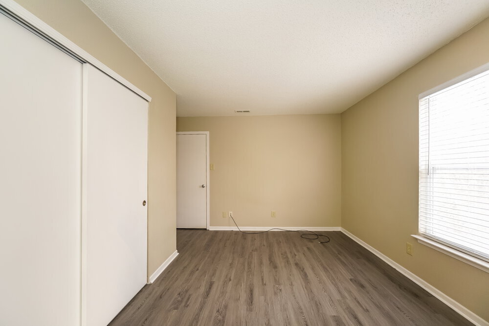 Building Photo - 9033 Southernwood Way