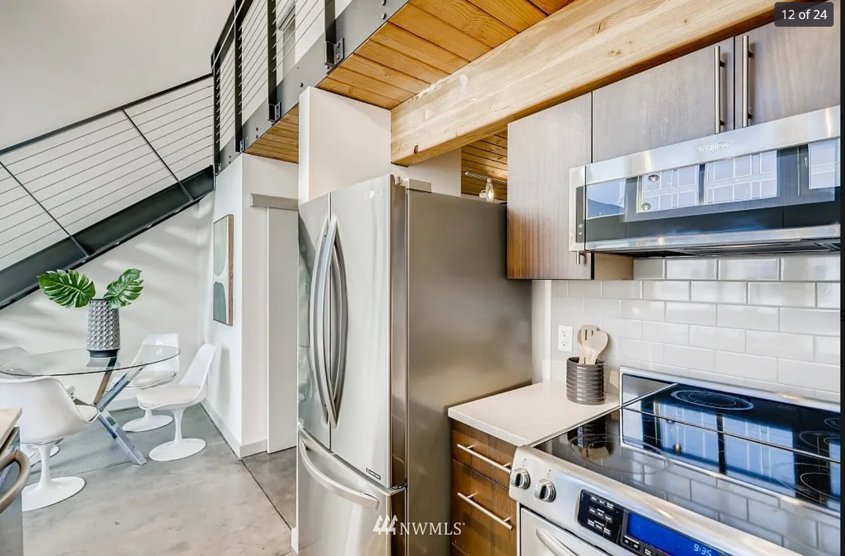 Building Photo - 401 9th Ave N