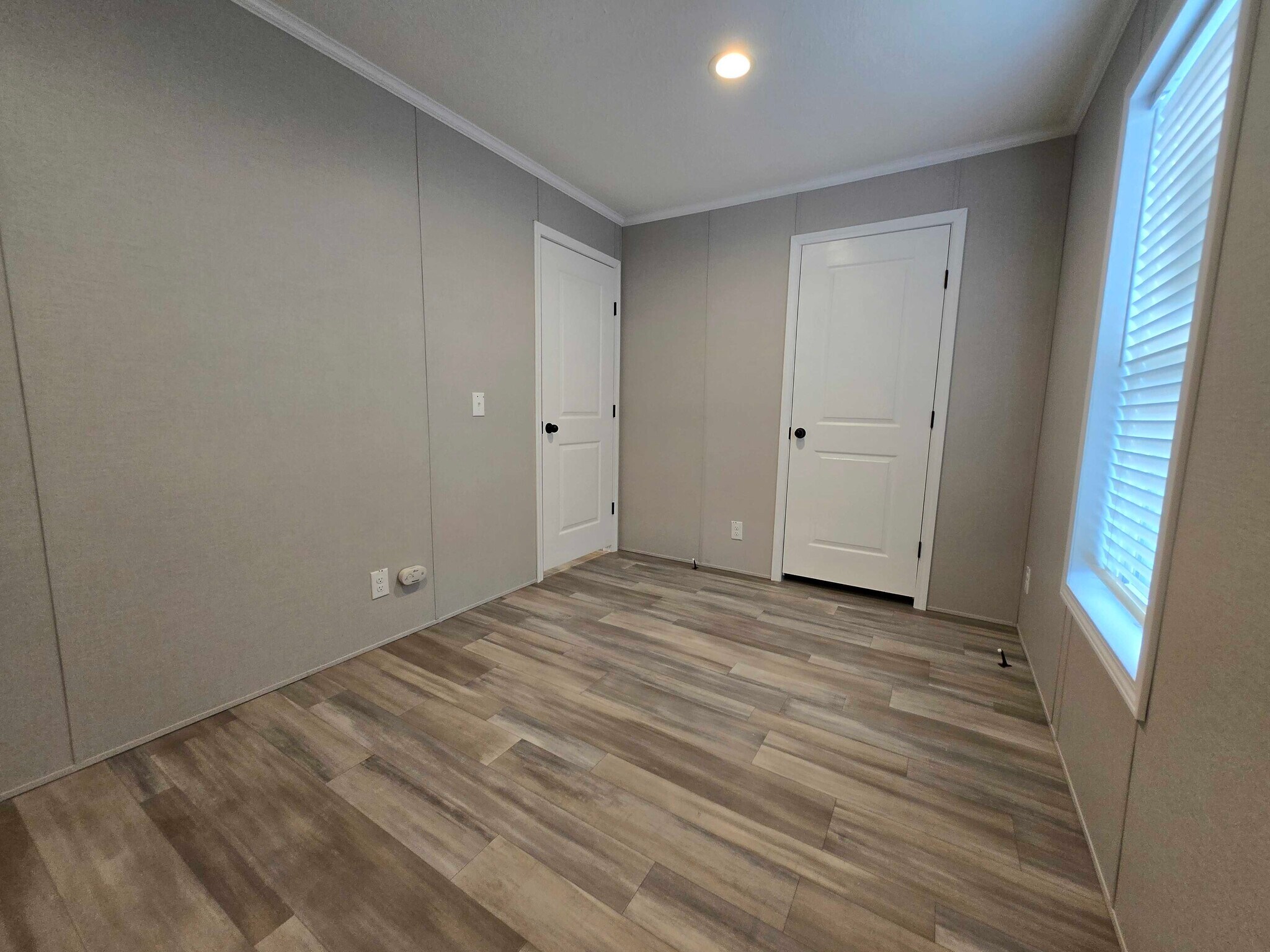 Building Photo - 29884 Jamestown Dr