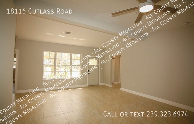 Building Photo - Fort Myers Beach Sailboat Access Home in t...