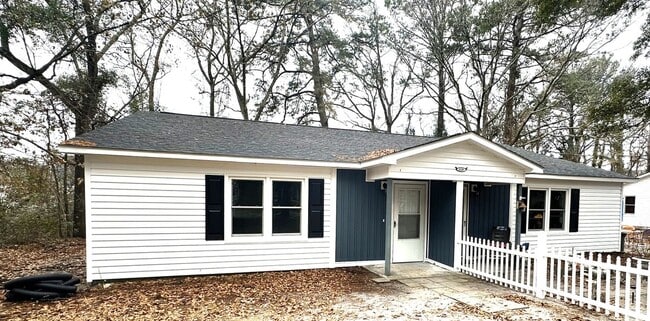 Building Photo - 4220 Mica Ave