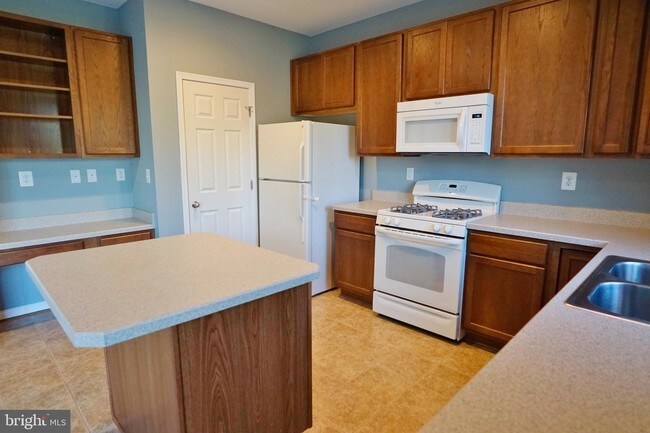 Building Photo - 22437 Dark Star Way