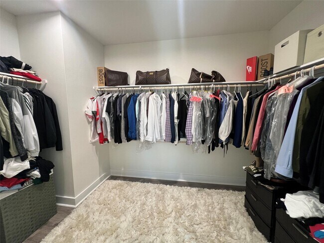 Building Photo - 2223 Padron Pl