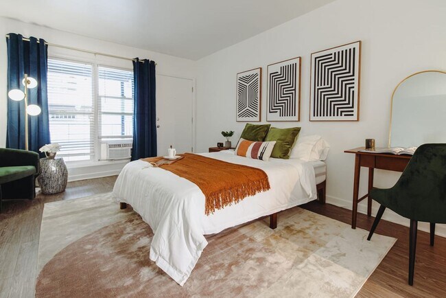 Interior Photo - The Sofia