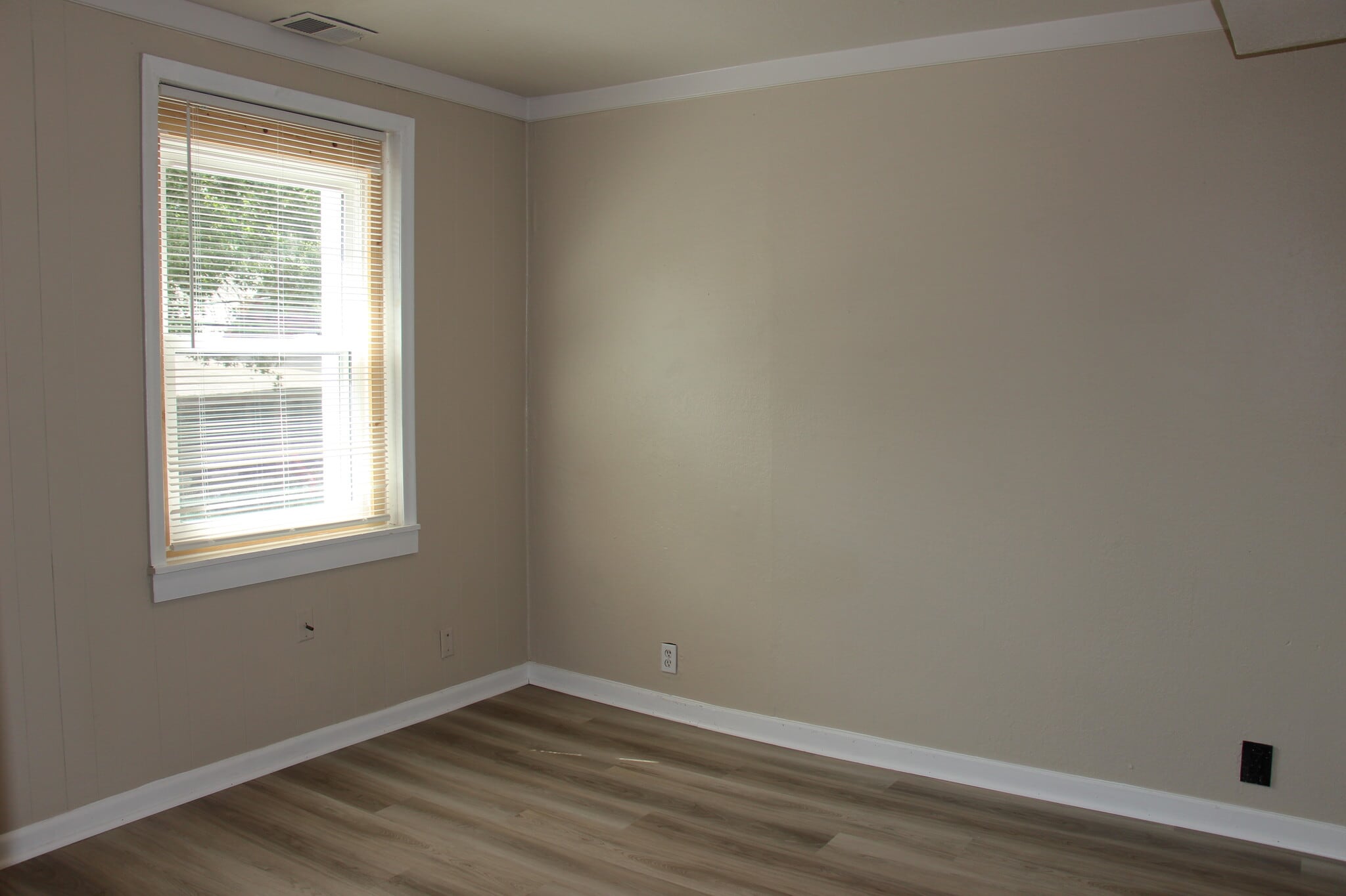 bedroom - 338 Brooklyn Ave