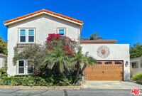 Building Photo - 117 Navajo