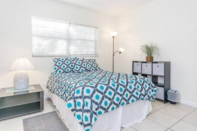 Building Photo - 308 Southwind Ct