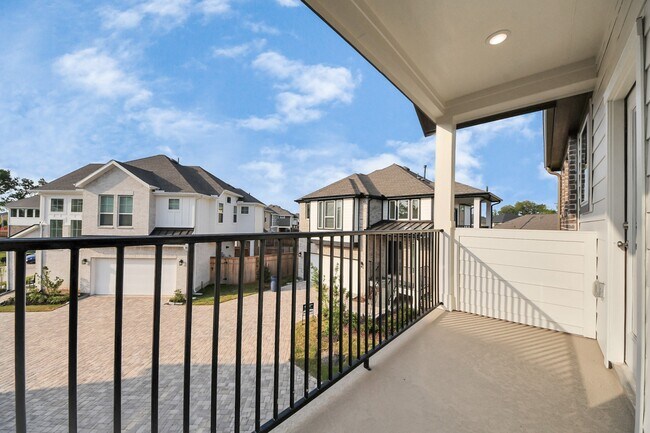 Building Photo - 1420 Shaded Rock Dr