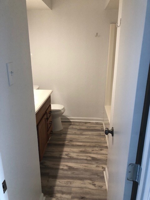 Full bath upstairs - 4340 Georgia Ave