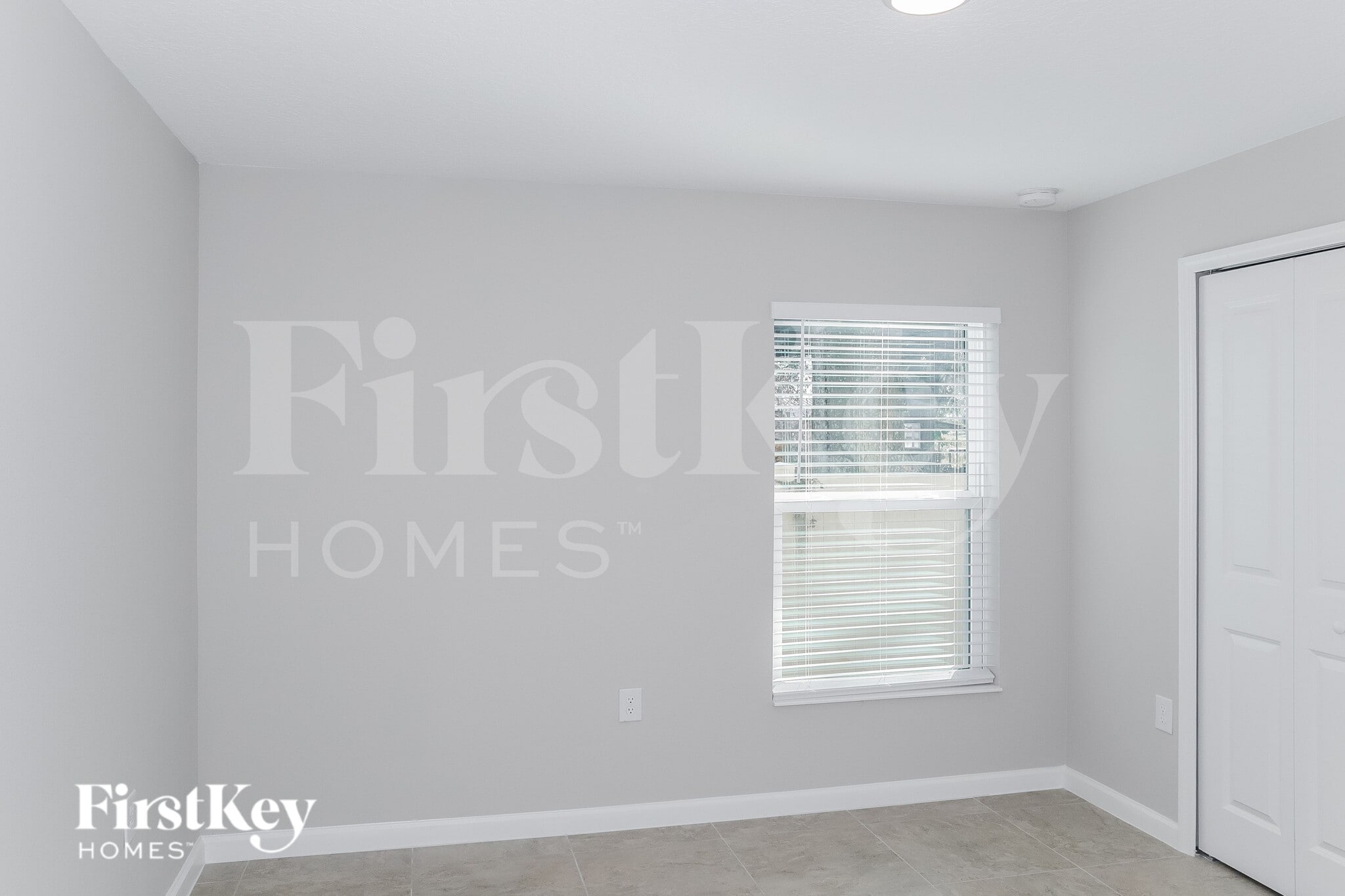 Building Photo - 437 Earhart Dr