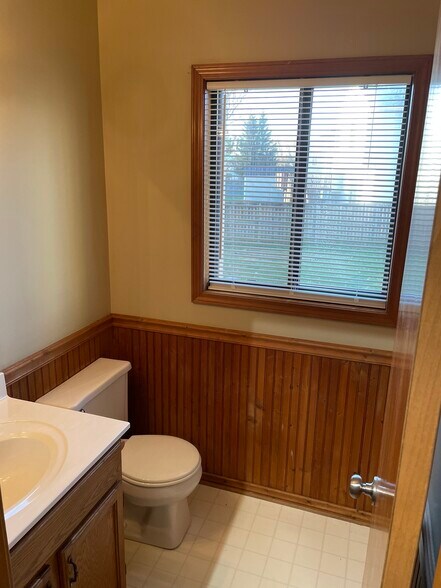 Building Photo - 4533 Brookmeadow Ct SE