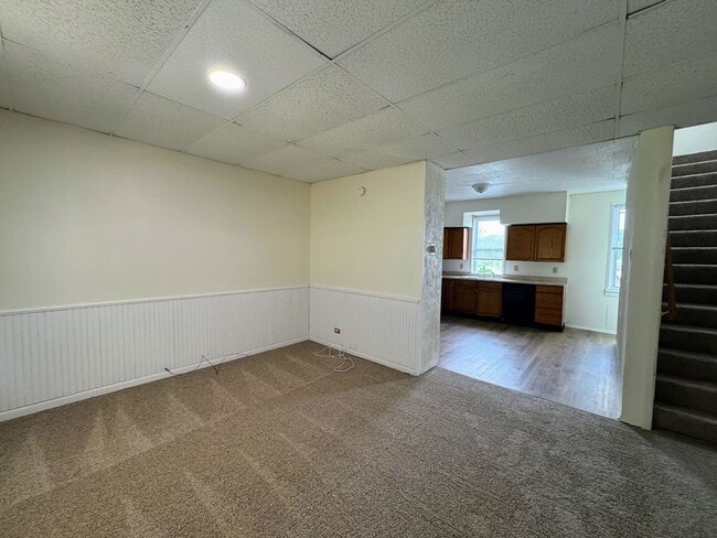 Building Photo - Updated 2/3 Bedroom Home in Pitcairn!
