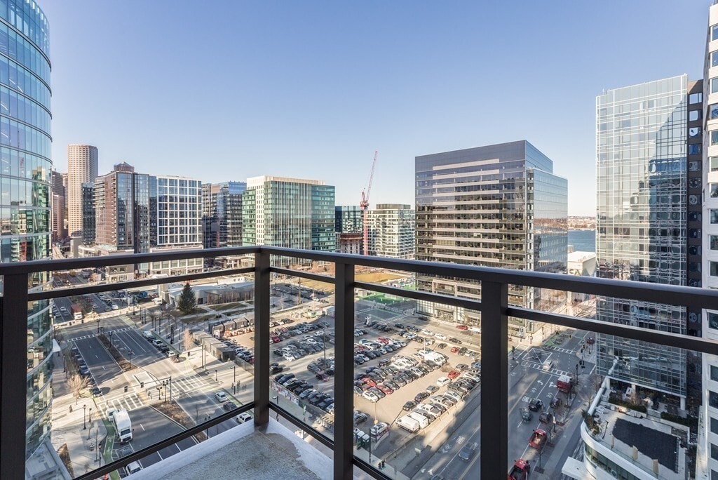 Building Photo - 133 Seaport Blvd