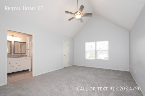 Building Photo - 1391 E 155th St
