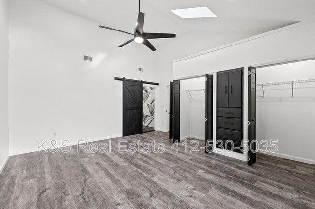 Building Photo - 762 S Margaretta St