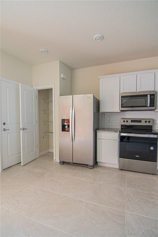 Building Photo - 4647 Green Palm Ln
