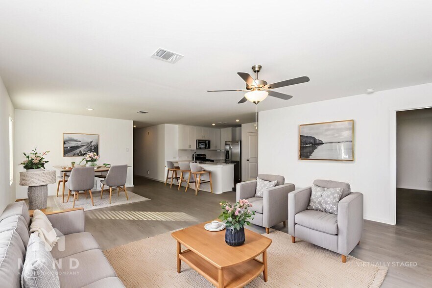 Building Photo - 2725 Ctr Crk Ln