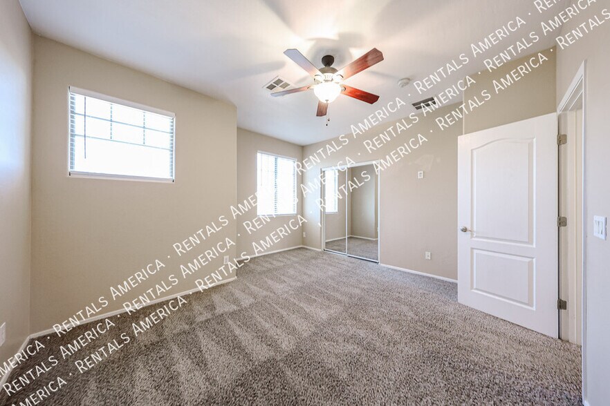 Building Photo - 6845 W Alta Vista Rd