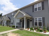 Building Photo - 953 Pedro Dr