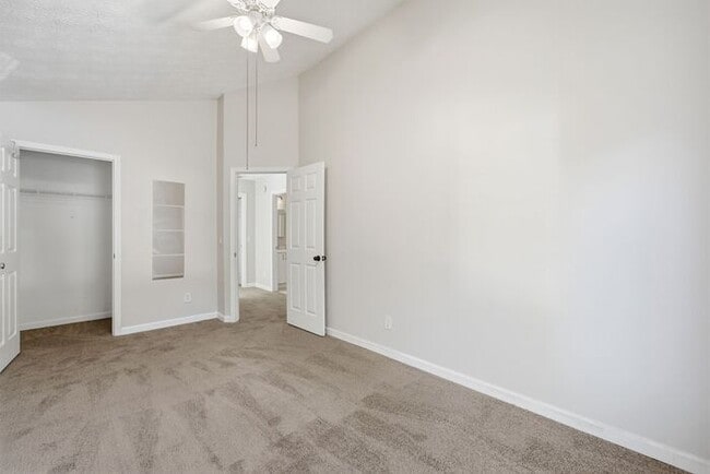 Building Photo - 1442 Parkside Club Dr NW