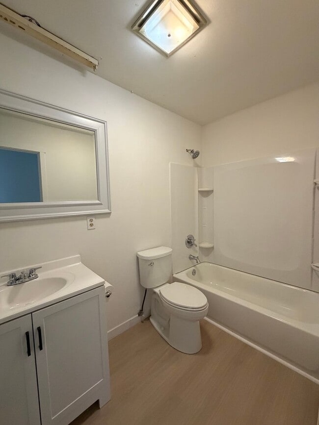 Building Photo - LONG-TERM RENTAL