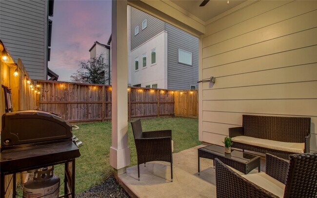 Building Photo - 4109 Hare St