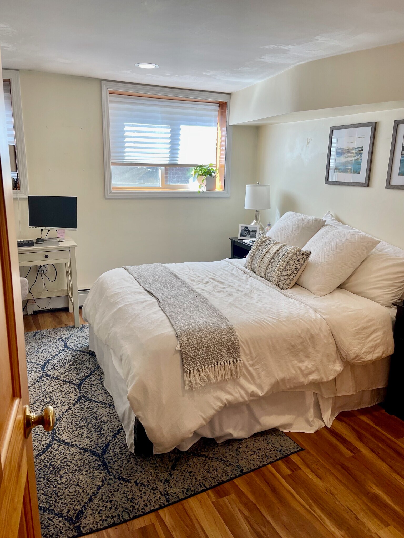 Building Photo - 46 Hull St