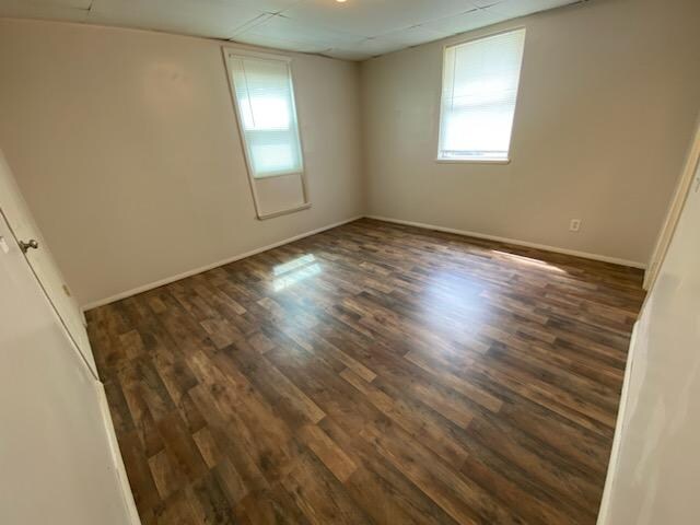 Building Photo - 309 N Louisa Ave