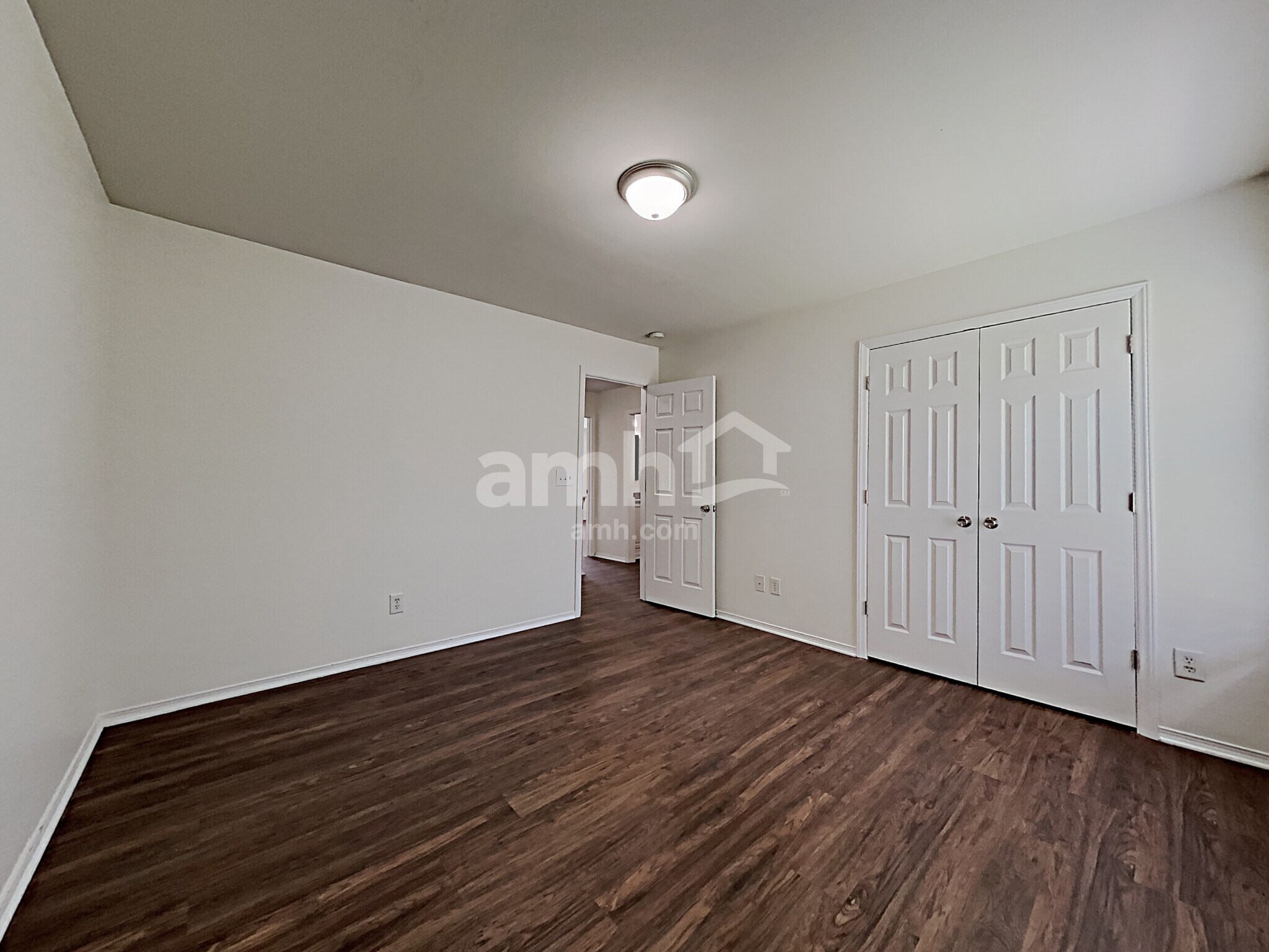 Building Photo - 8443 Redding Glen Ave