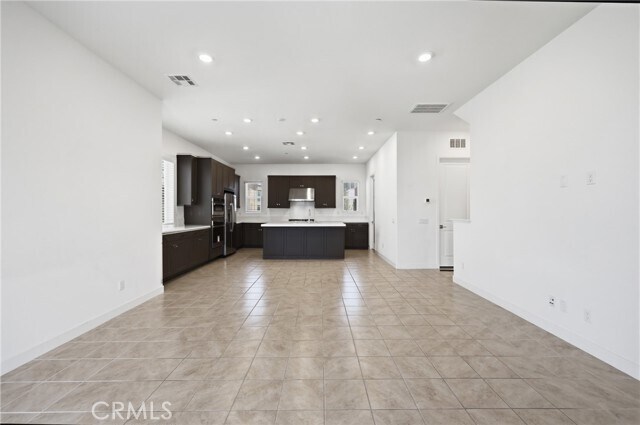 Building Photo - 158 Restore