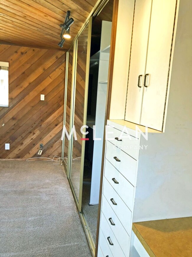 Building Photo - 5830 Appian Way