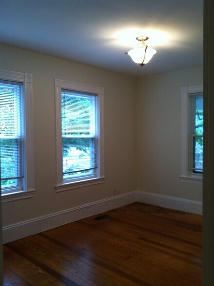 Building Photo - 87-2 Florence St