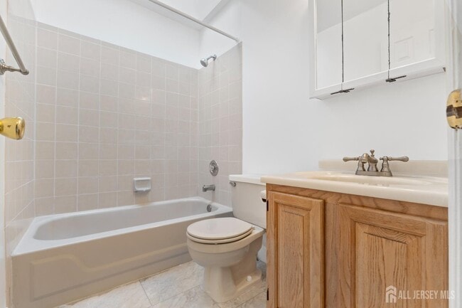 Building Photo - 2908 Madaline Dr