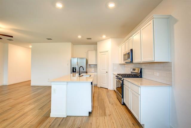 Building Photo - 532 Ranchito Pass