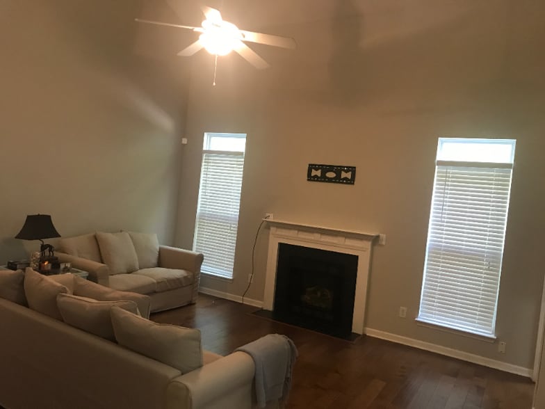 Building Photo - 364 Normandy Cir