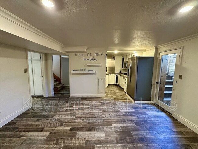 Building Photo - 7179 S 2825 E