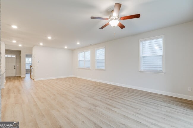 Building Photo - 376 Caledonia Ct