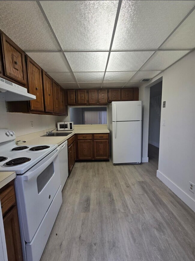 Building Photo - 7743 Balboa St