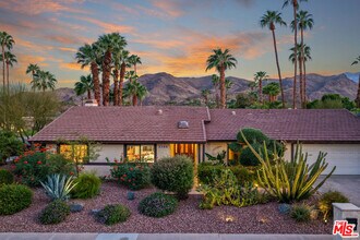Building Photo - 3599 El Gaucho Cir E