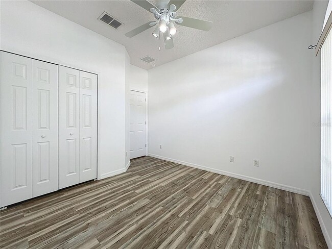 Building Photo - 4843 Native Dancer Ln