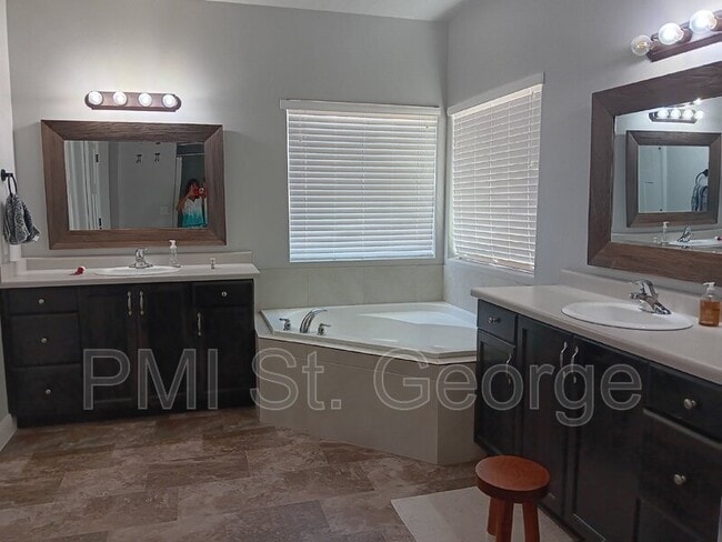 Building Photo - 3304 East 3050 S St