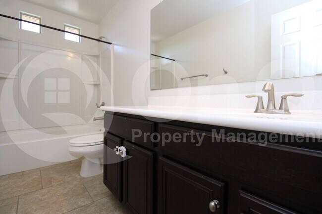 Building Photo - 13153 W Lariat Ln